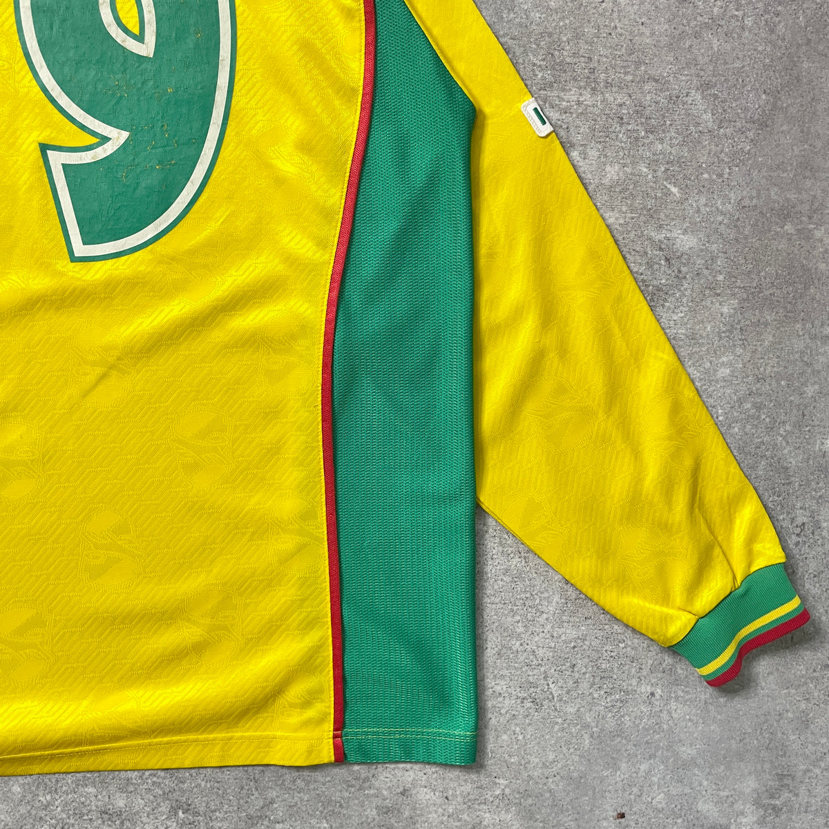 【正規選手実使用品1999-2000 MIZUNO JEF United CHIBA home L/S #19】