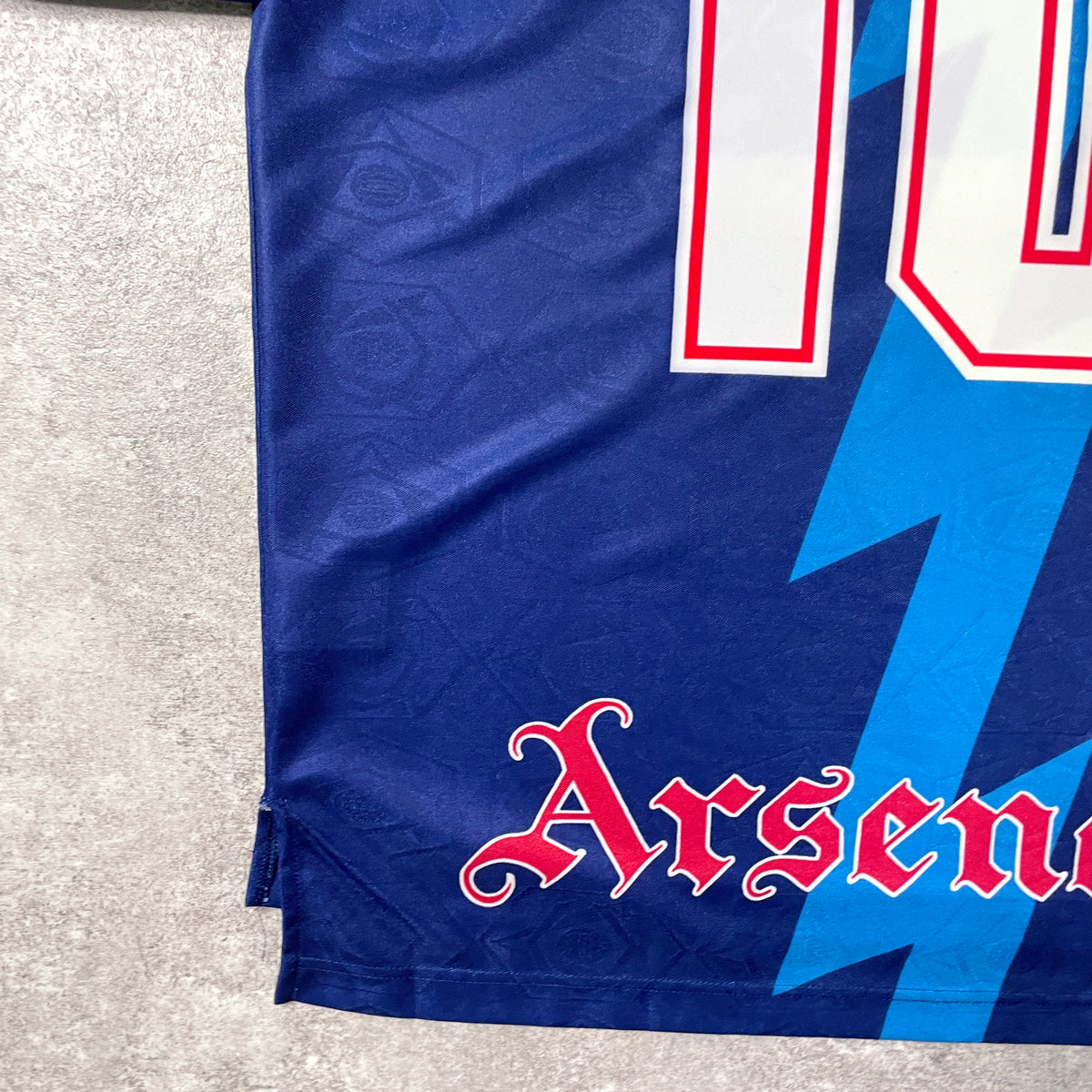 【正規品1995-1996 NIKE arsenal away BERGKAMP #10】