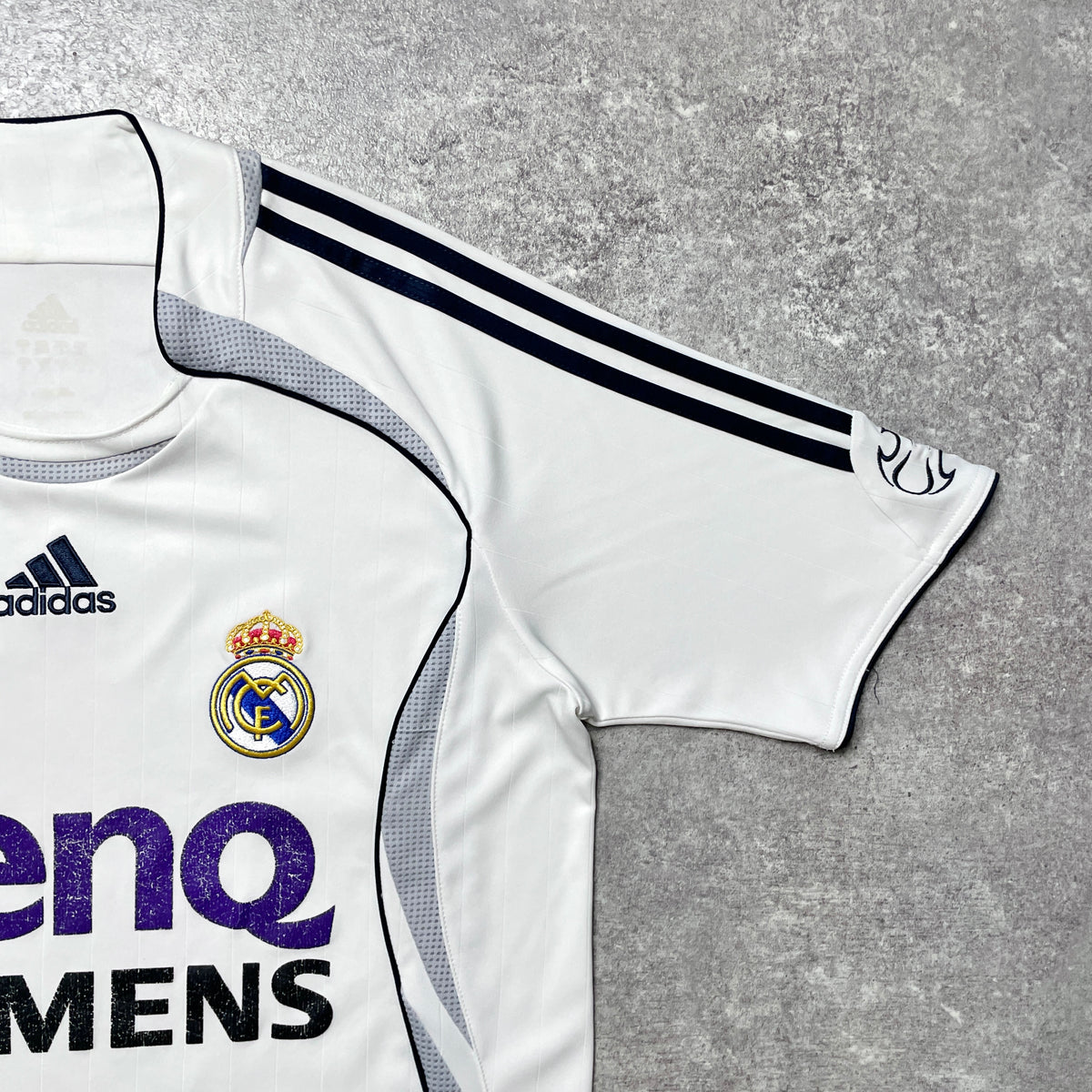 【正規品2006-2007 adidas Real Madrid home Raul #7】