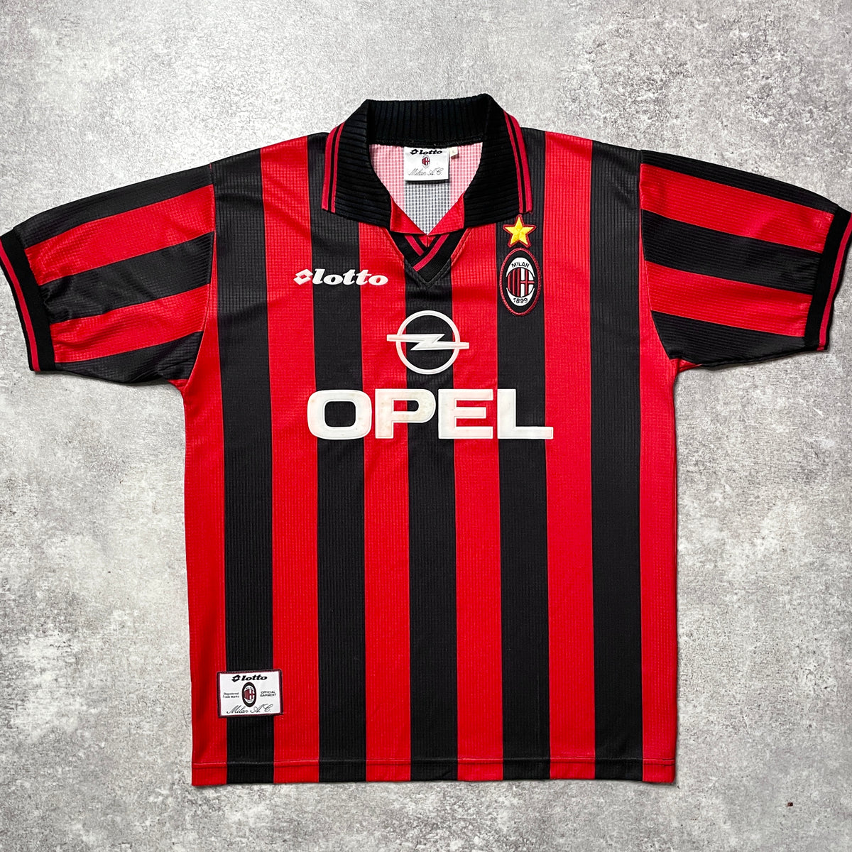 【正規品1997-1998 Lotto AC Milan home shirt】