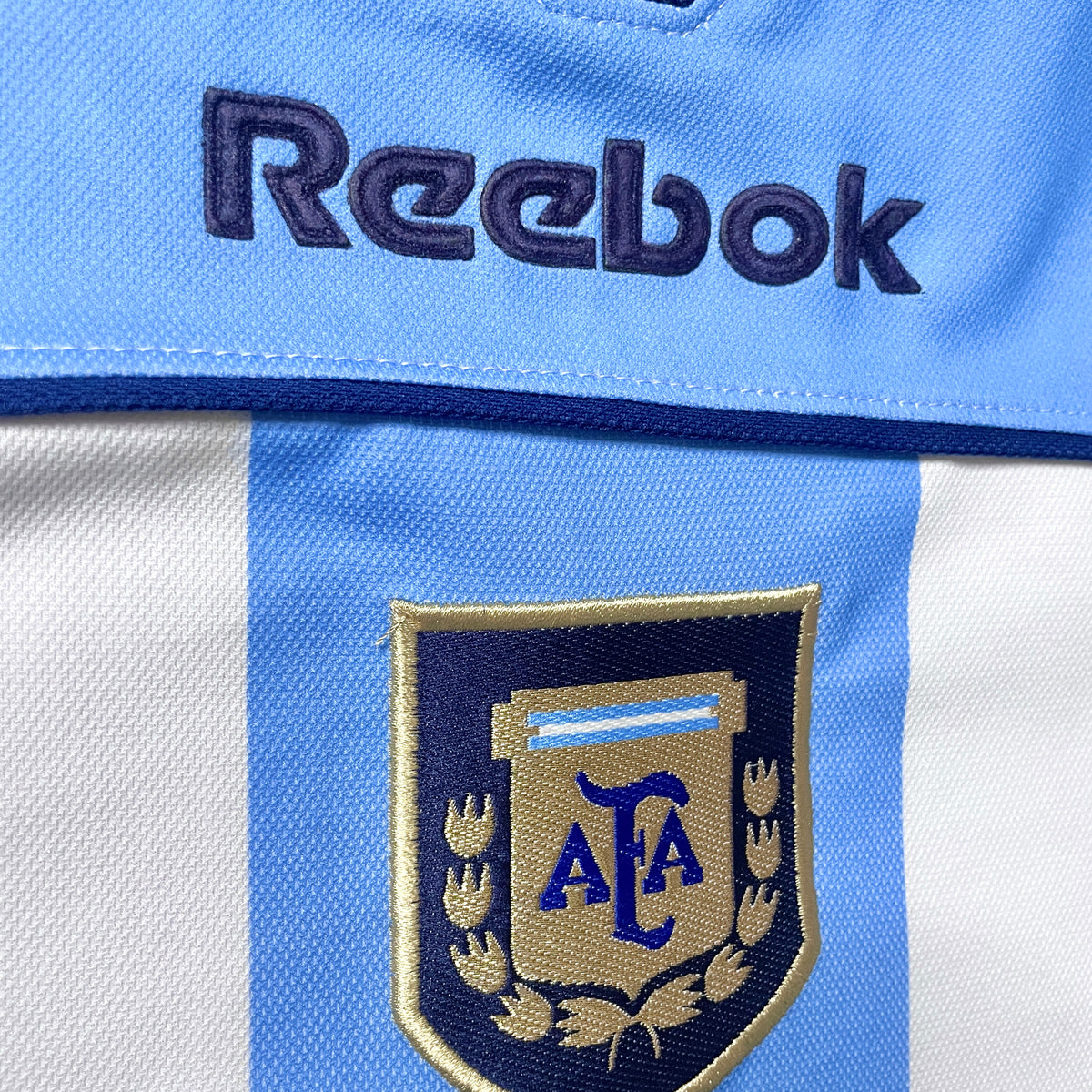 【正規品2000-2001 Reebok Argentina home L/S #16】