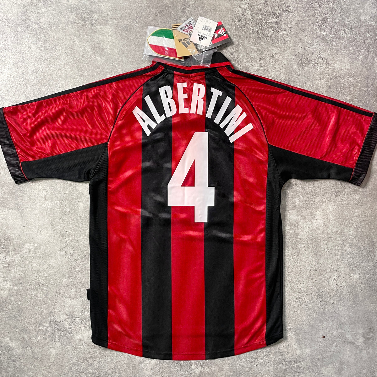 【BNWT正規品1998-1999 adidas AC Milan home ALBERTINI #4】