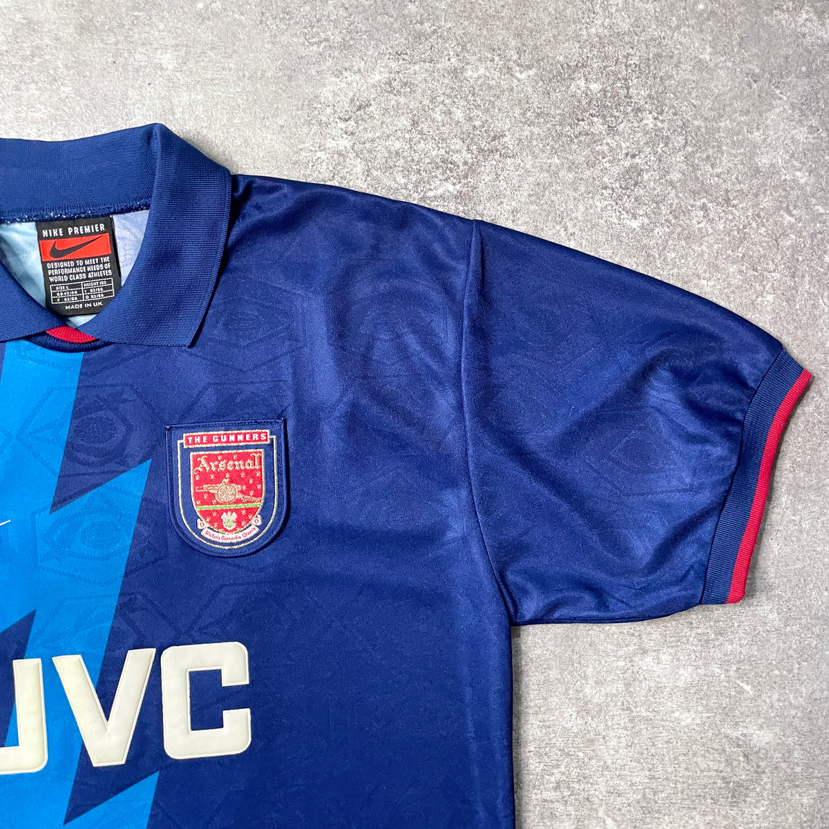 【正規品1995-1996 NIKE arsenal away BERGKAMP #10】