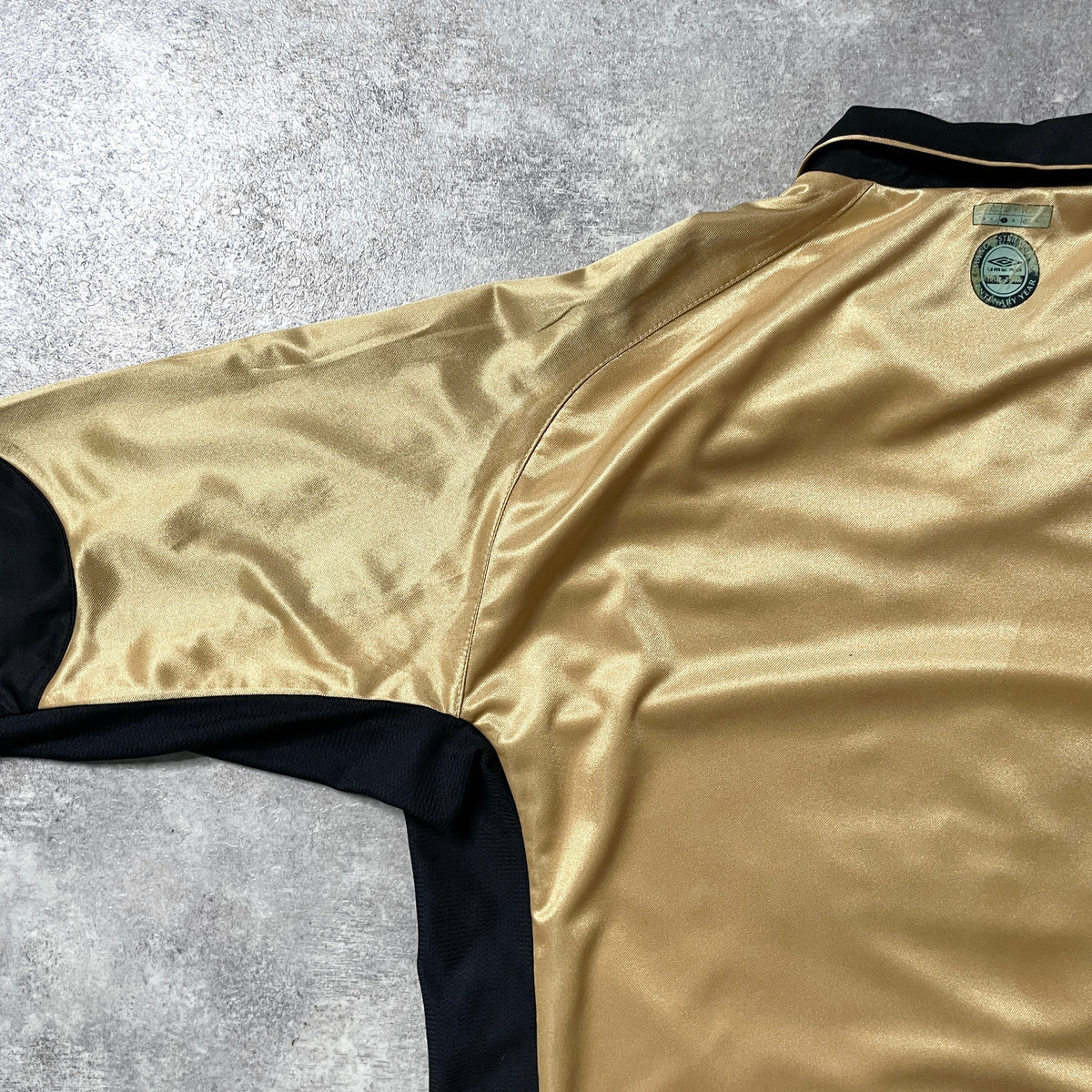 【正規品2001-2002 UMBRO Manchester United away/third L/S reversible shirt】
