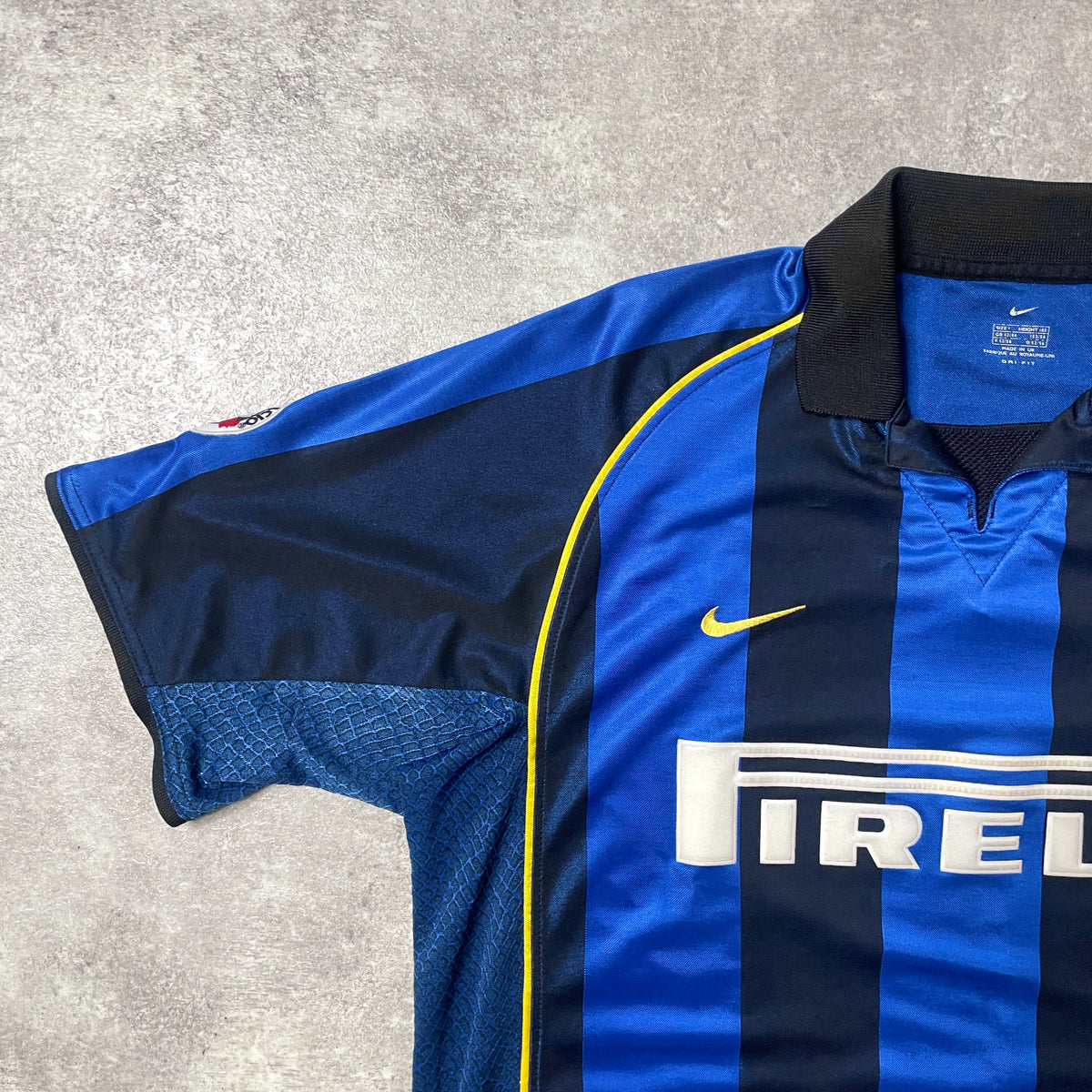 【正規品2001-2002 NIKE Inter Milan home RECOBA #20】