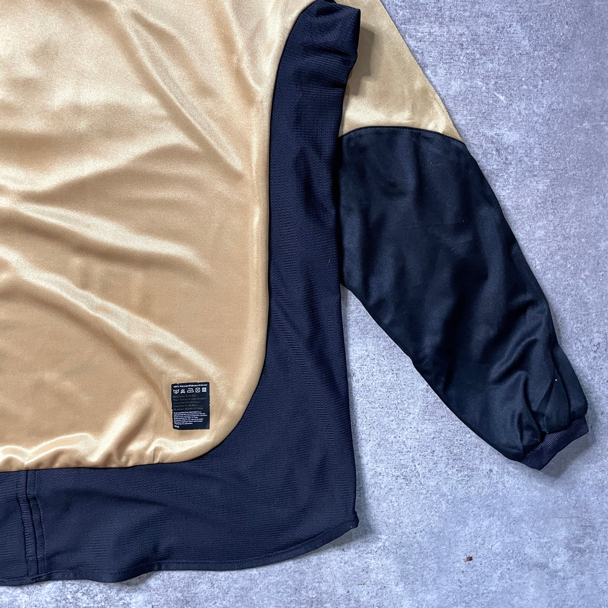 【正規品2001-2002 UMBRO Manchester United away/third L/S reversible shirt】