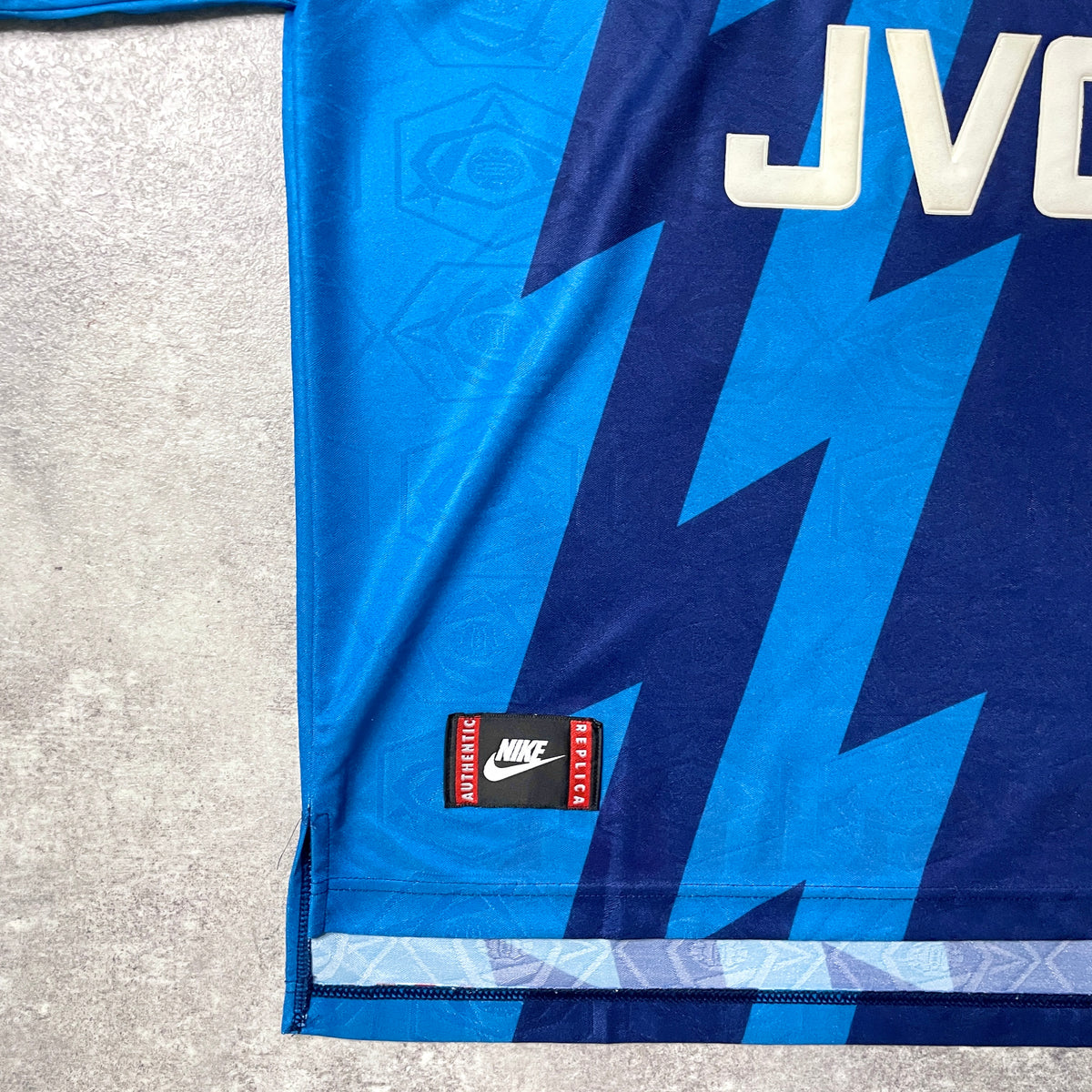 【正規品1995-1996 NIKE arsenal away BERGKAMP #10】