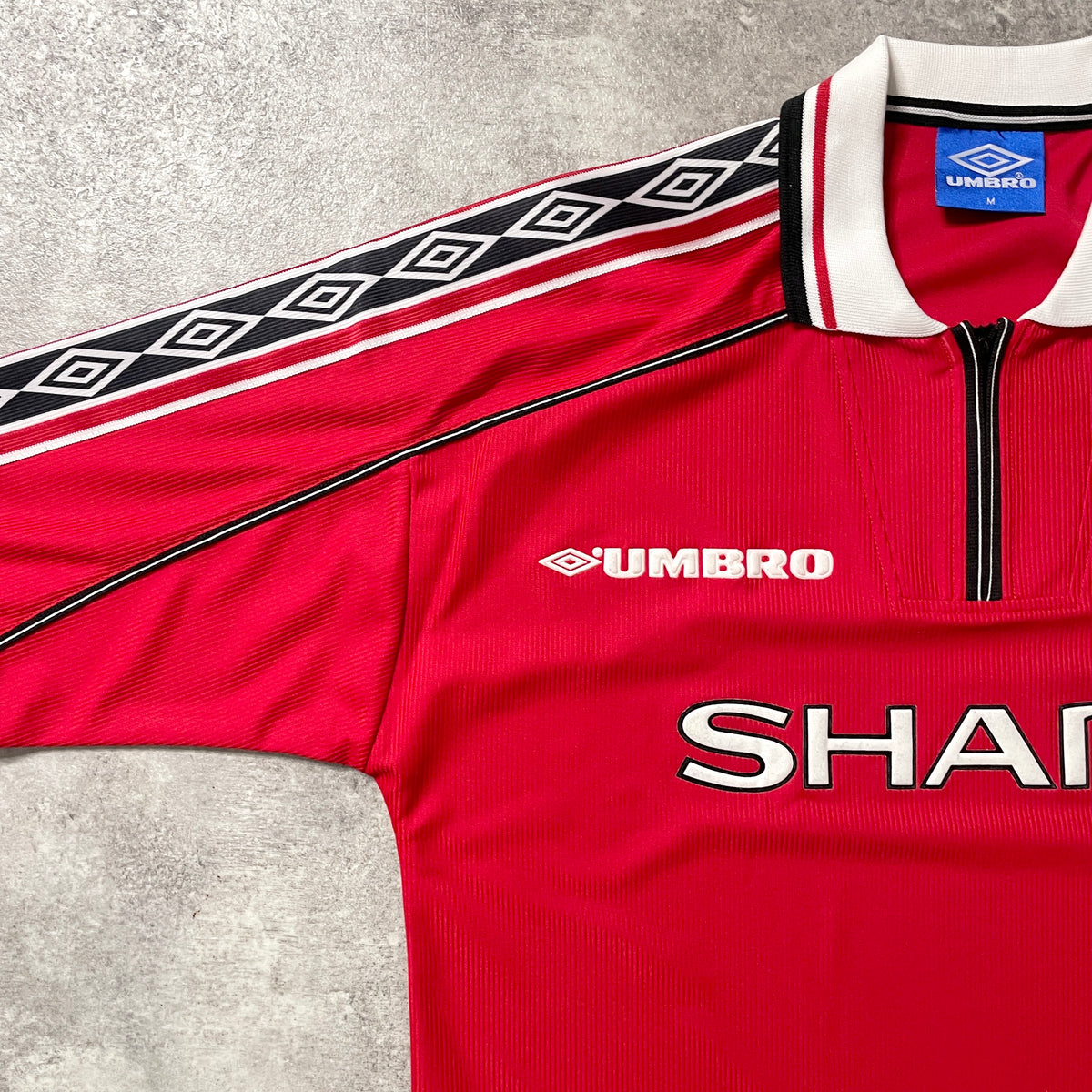 【正規品1998-2000 UMBRO Manchester United home L/S shirt】