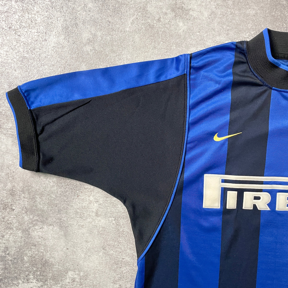 【正規品2000-2001 NIKE Inter Milan home Ronaldo #9】