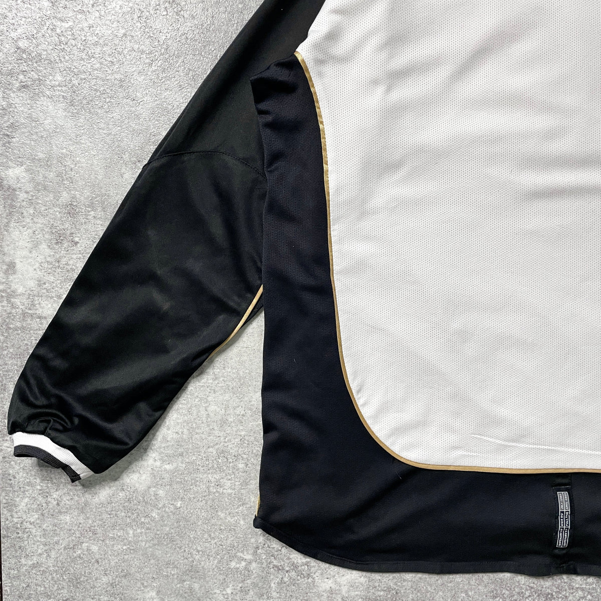 【正規品2001-2002 UMBRO Manchester United away/third L/S reversible shirt】
