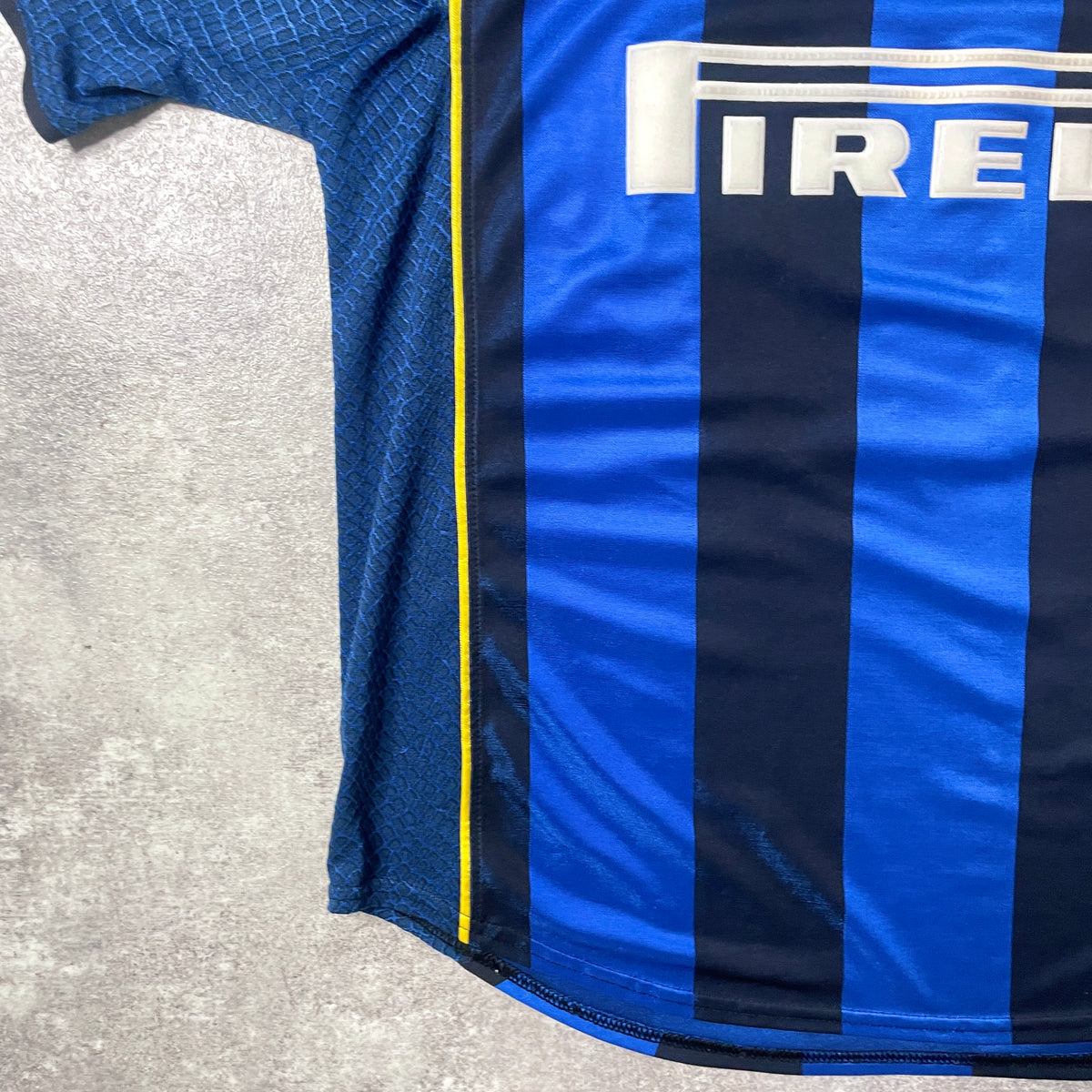 【正規品2001-2002 NIKE Inter Milan home RECOBA #20】