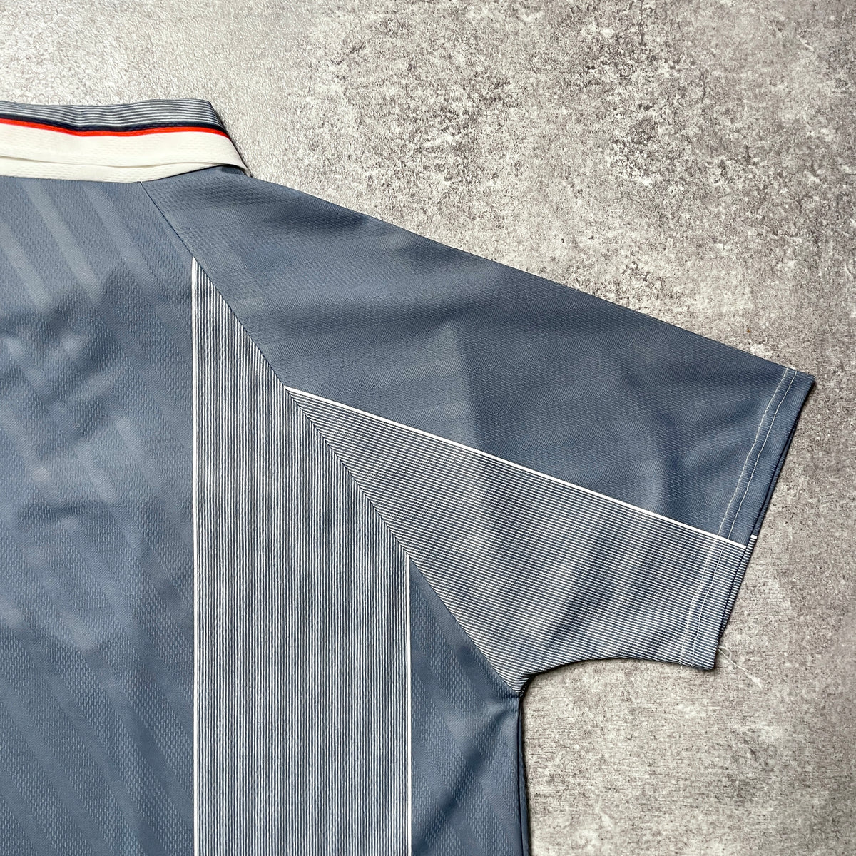 【正規品1995-1997 Umbro England away shirt】