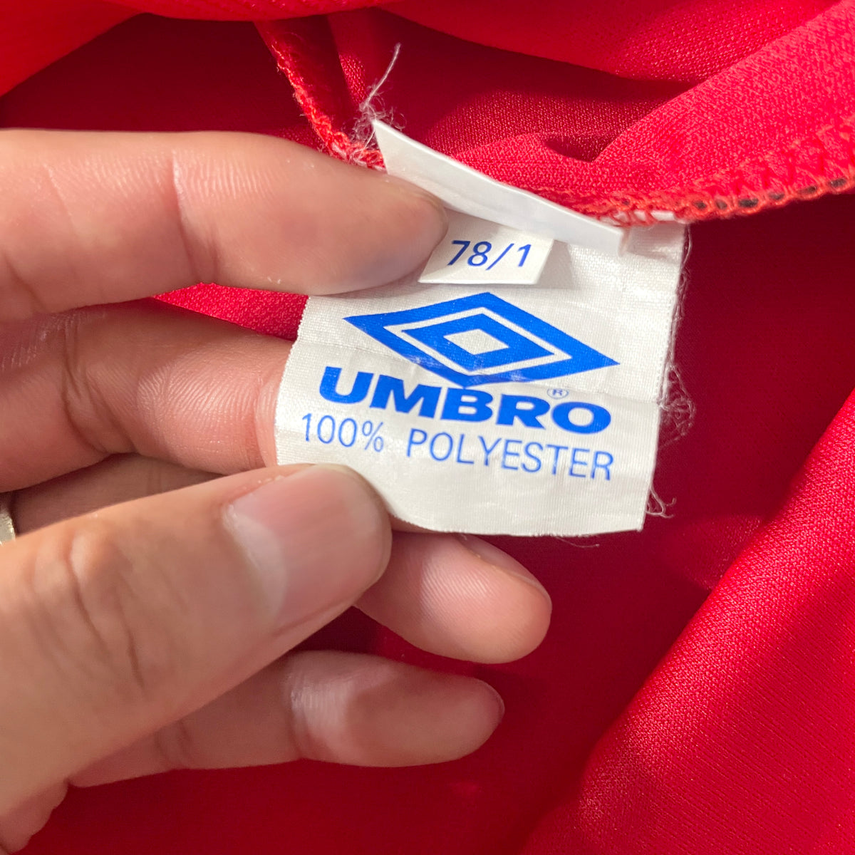 【正規品1998-2000 UMBRO Manchester United home L/S shirt】