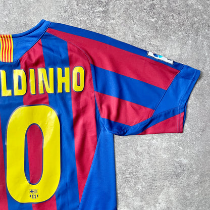 【正規品2005-2006 NIKE FC Barcelona home RONALDINHO #10】