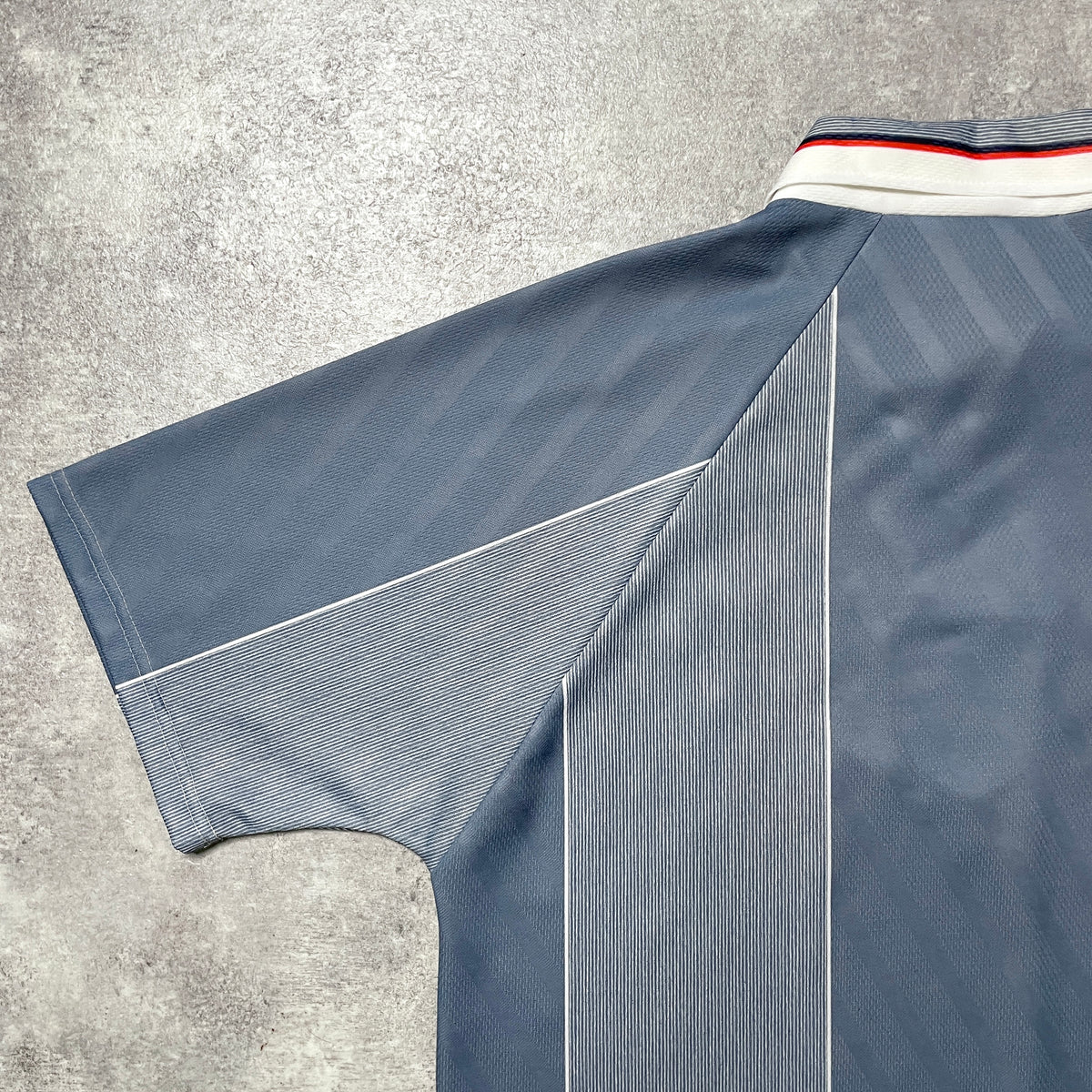 【正規品1995-1997 Umbro England away shirt】