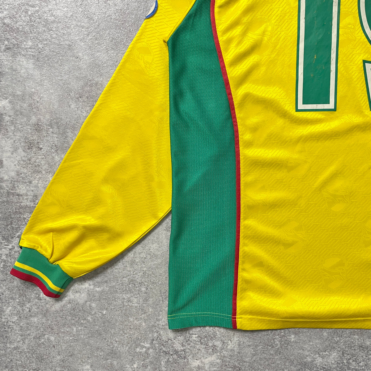 【正規選手実使用品1999-2000 MIZUNO JEF United CHIBA home L/S #19】