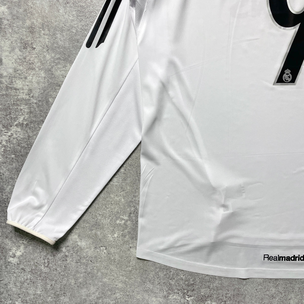 【正規選手支給品2005-2006 adidas Real Madrid home L/S Ronaldo #9】