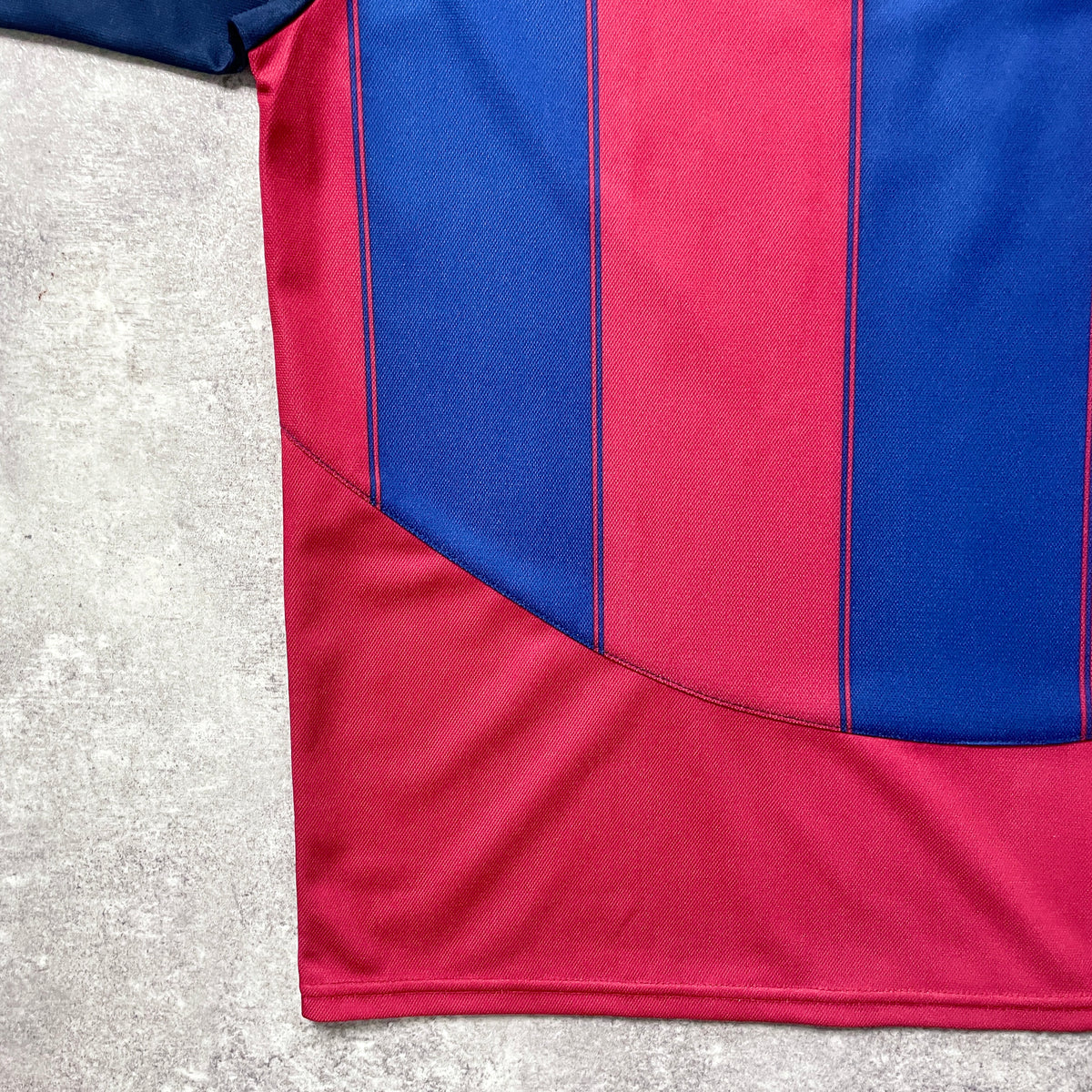 【正規品2003-2004 NIKE Barcelona home GERARD #14】