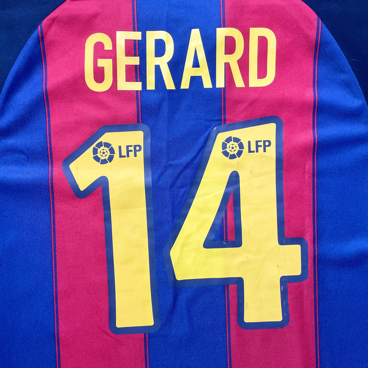 【正規品2003-2004 NIKE Barcelona home GERARD #14】