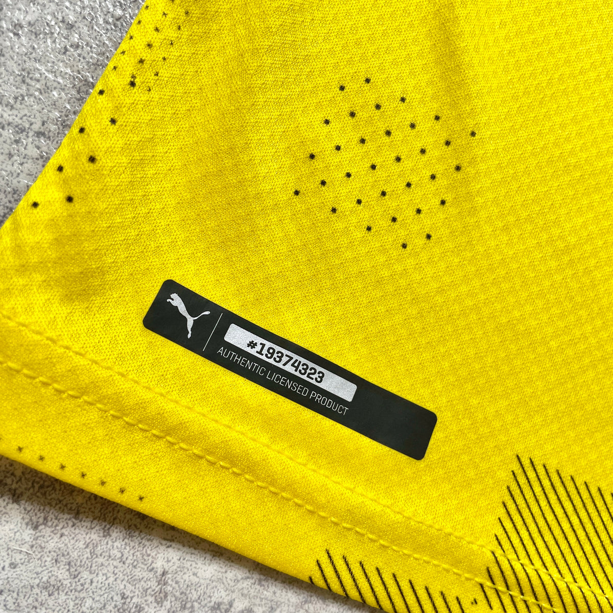 【正規品2020-2021 PUMA Dortmund home HUMMELS #15】