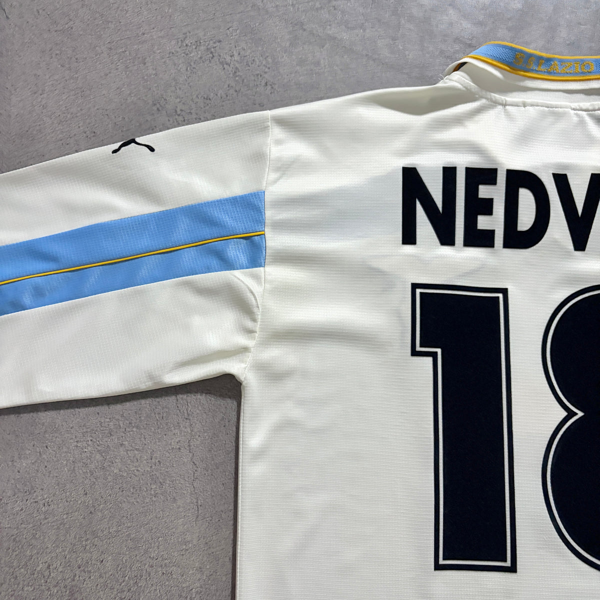 【正規品2000-2001 PUMA Lazio Centenary L/S NEDVED #18】