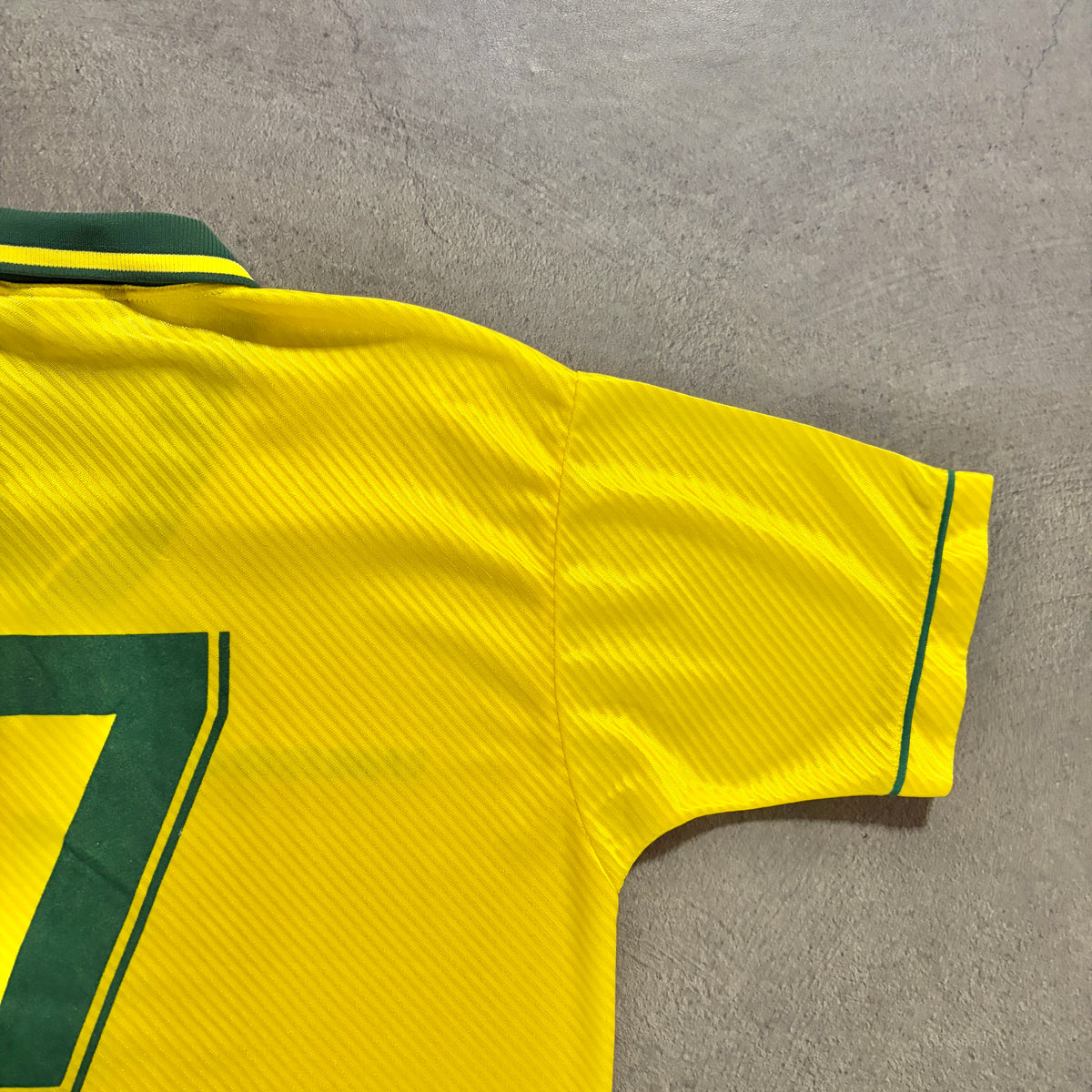 【正規品1994-1997 UMBRO Brazil home #7】