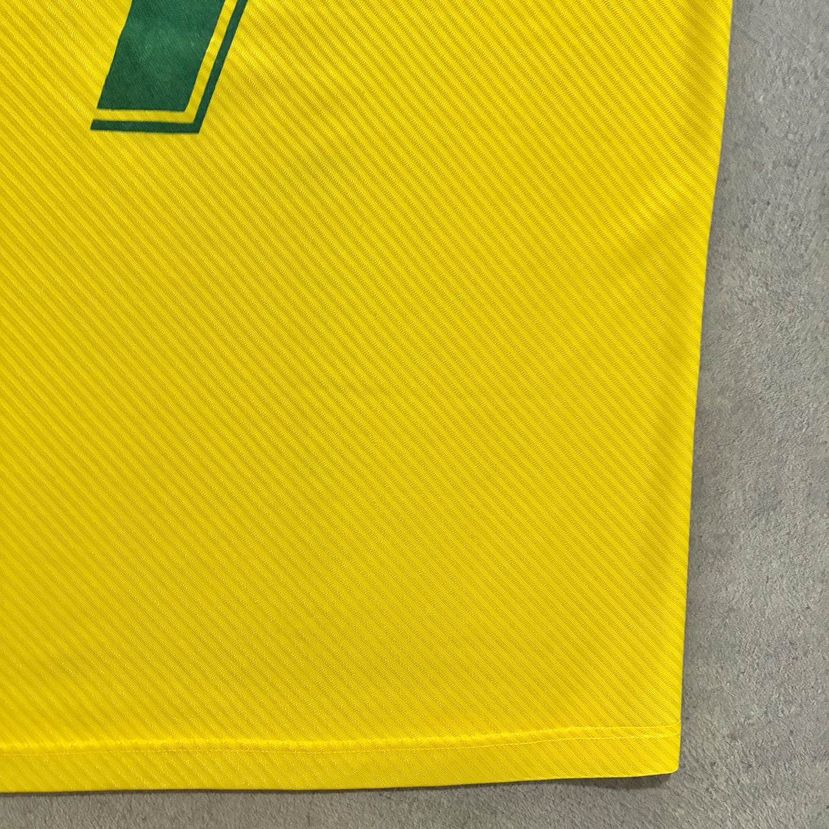 【正規品1994-1997 UMBRO Brazil home #7】