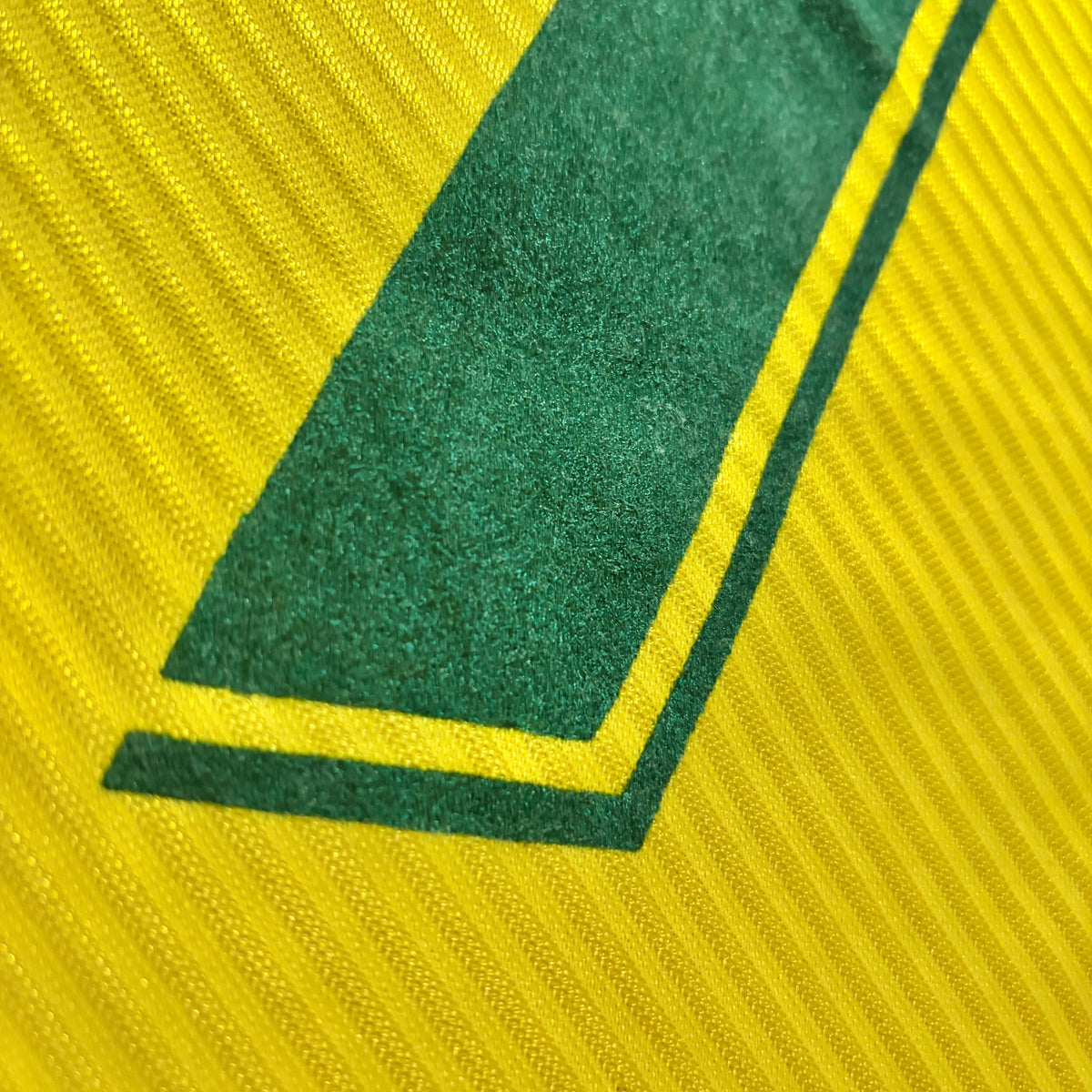 【正規品1994-1997 UMBRO Brazil home #7】