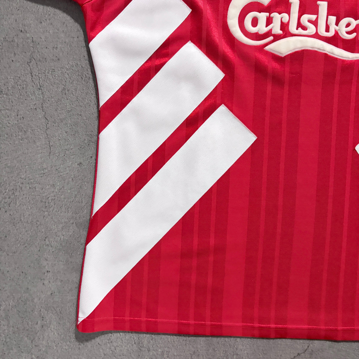 【正規品1993-1995 adidas Liverpool home shirt】