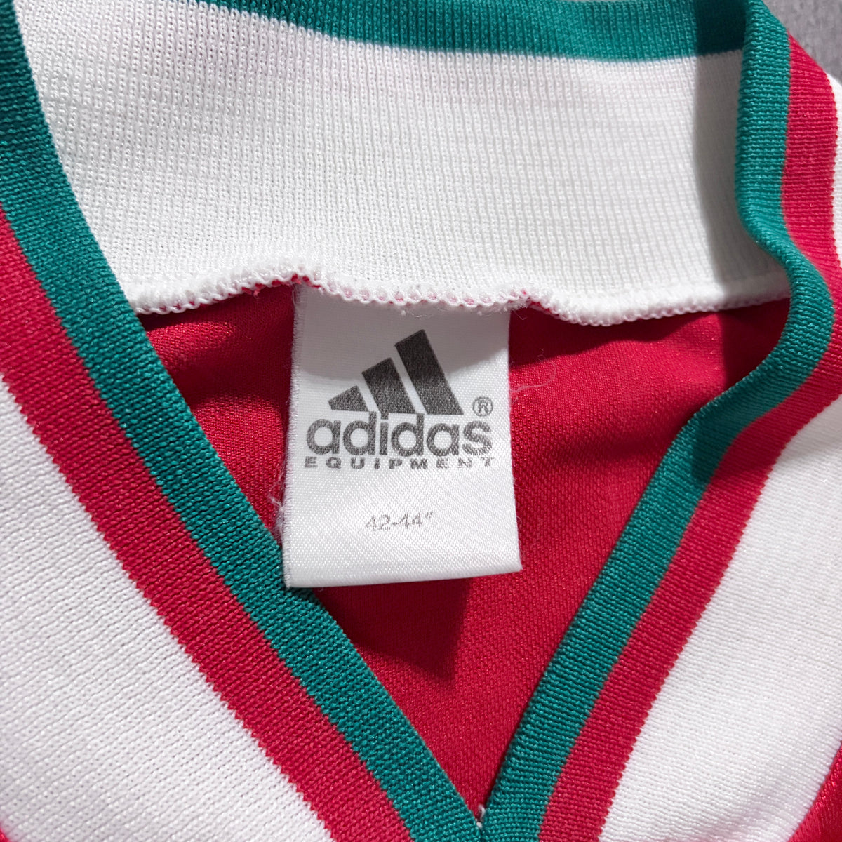 【正規品1993-1995 adidas Liverpool home shirt】
