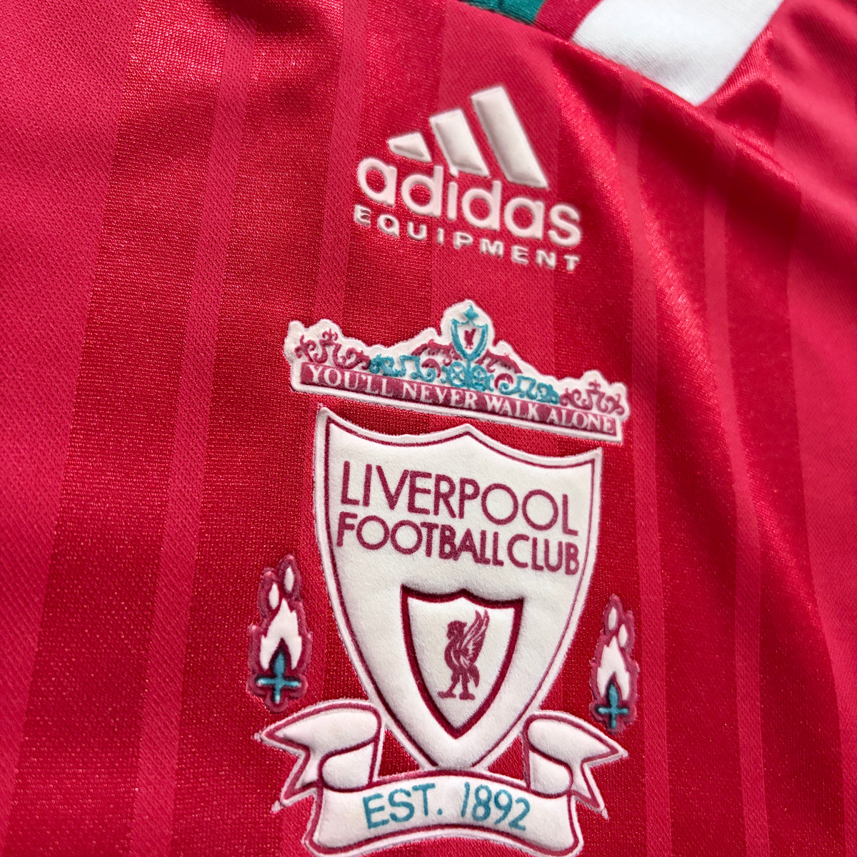 【正規品1993-1995 adidas Liverpool home shirt】