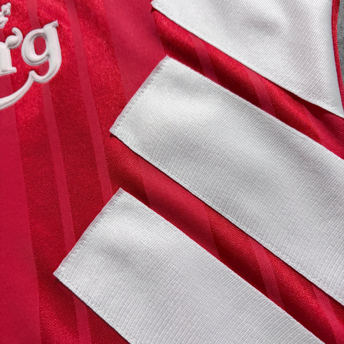 【正規品1993-1995 adidas Liverpool home shirt】