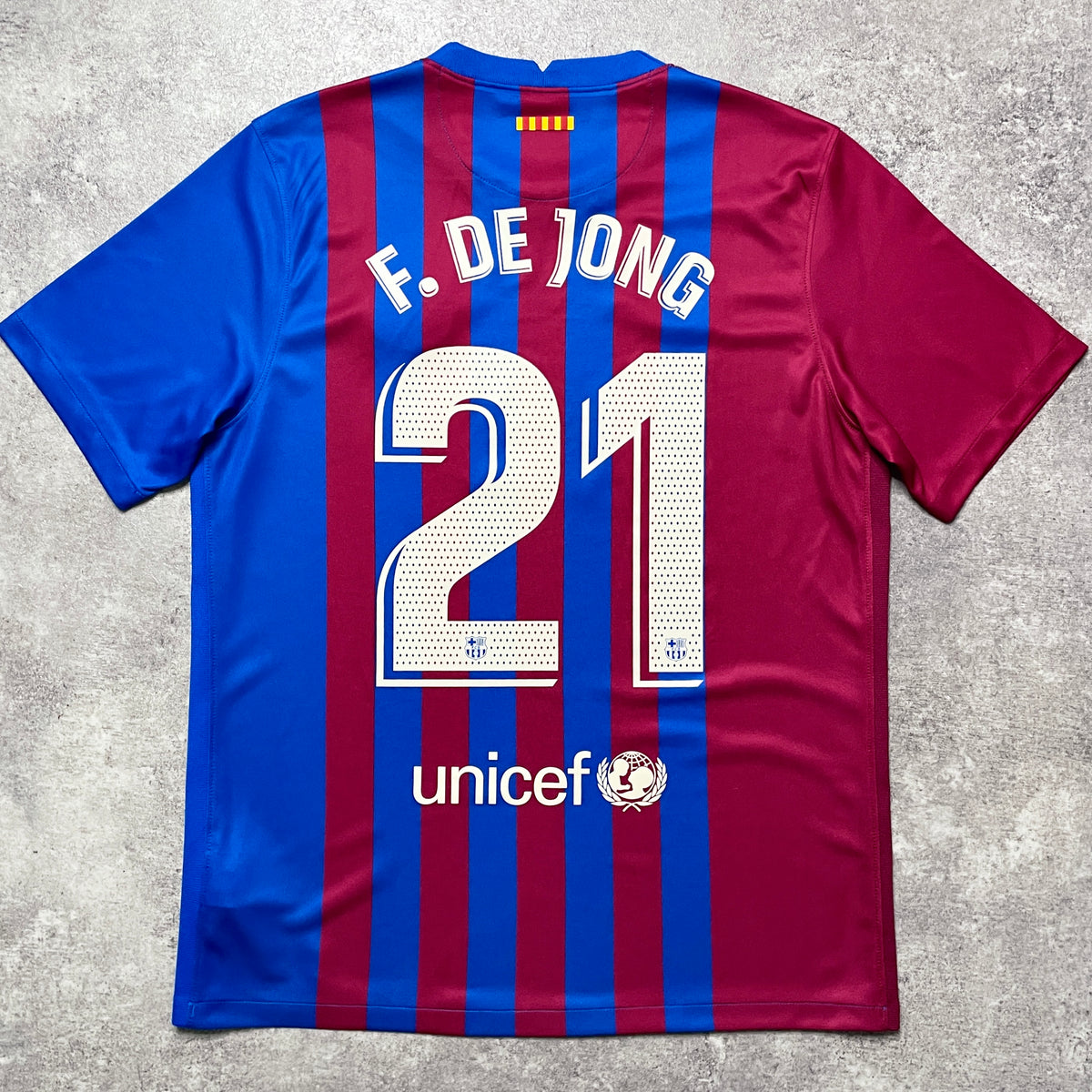 【正規品2021-2022 NIKE Barcelona home F.DE JONG #21】