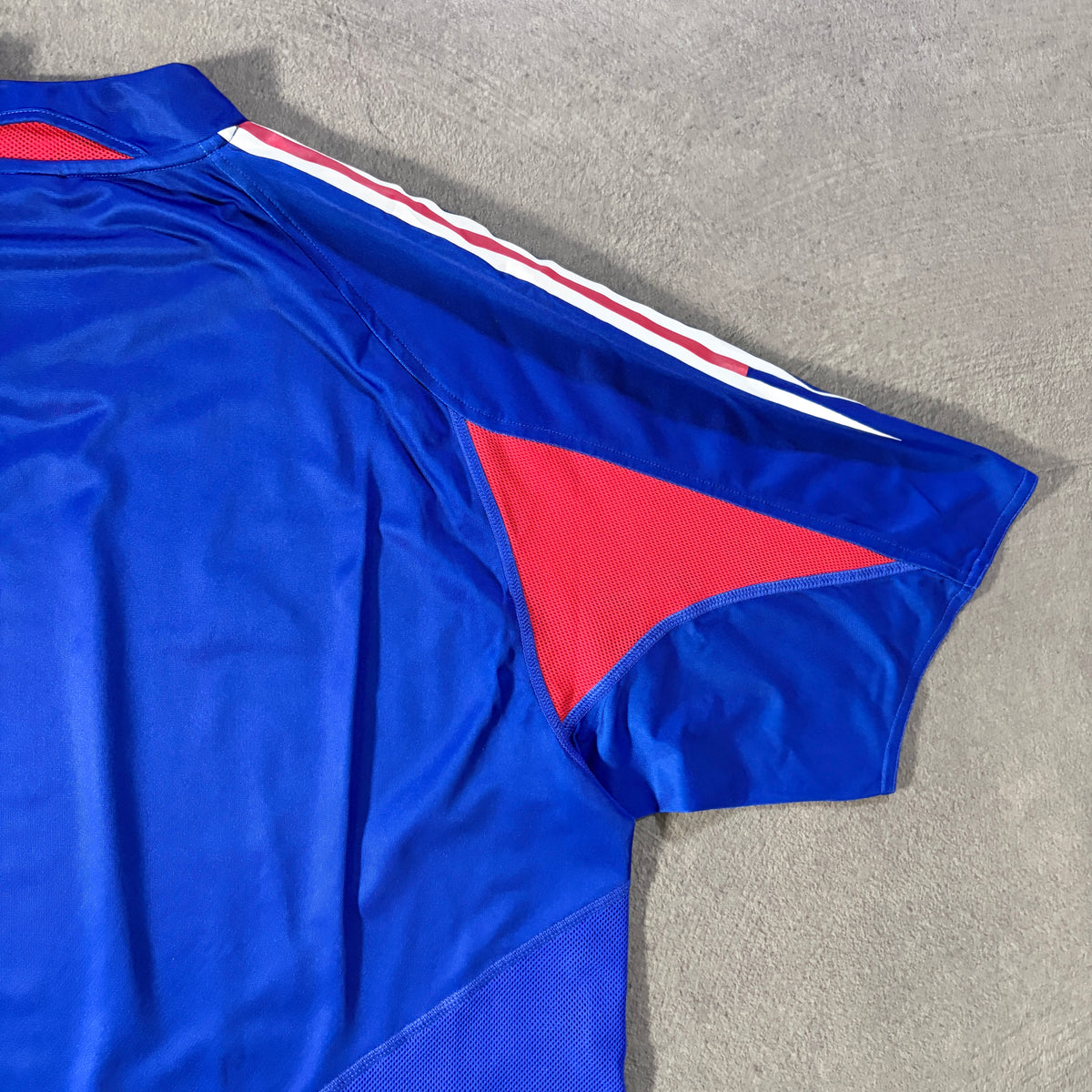 【正規品2004-2006 adidas France home shirt】