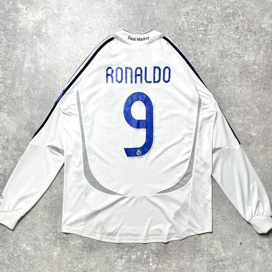 【正規品2006-2007 adidas Real Madrid home L/S RONALDO #9】