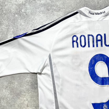 【正規品2006-2007 adidas Real Madrid home L/S RONALDO #9】