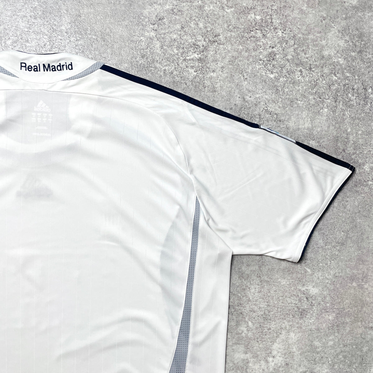 【正規品2006-2007 adidas Real Madrid home shirt】