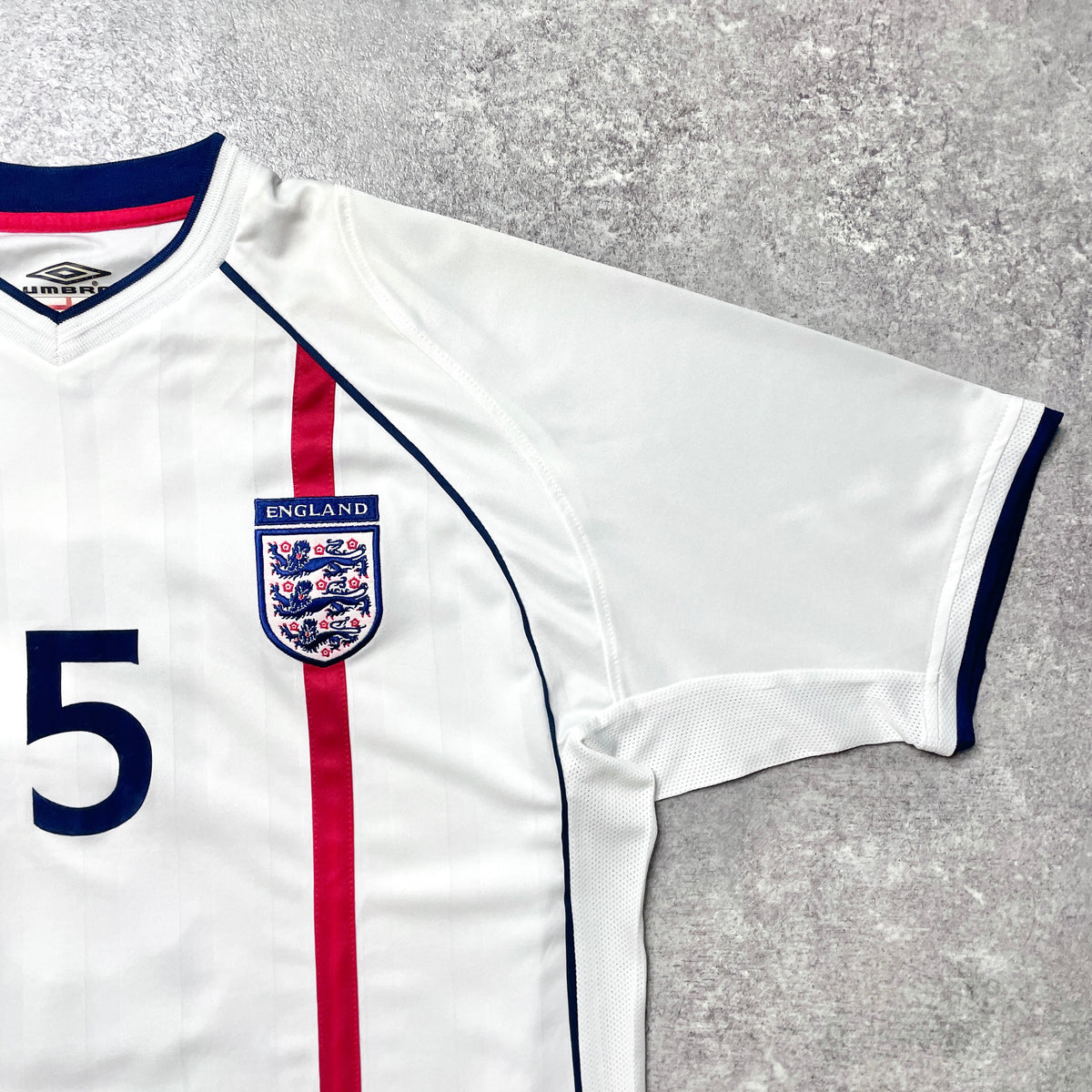 【正規品2001-2003 UMBRO England Home FERDINAND #5】