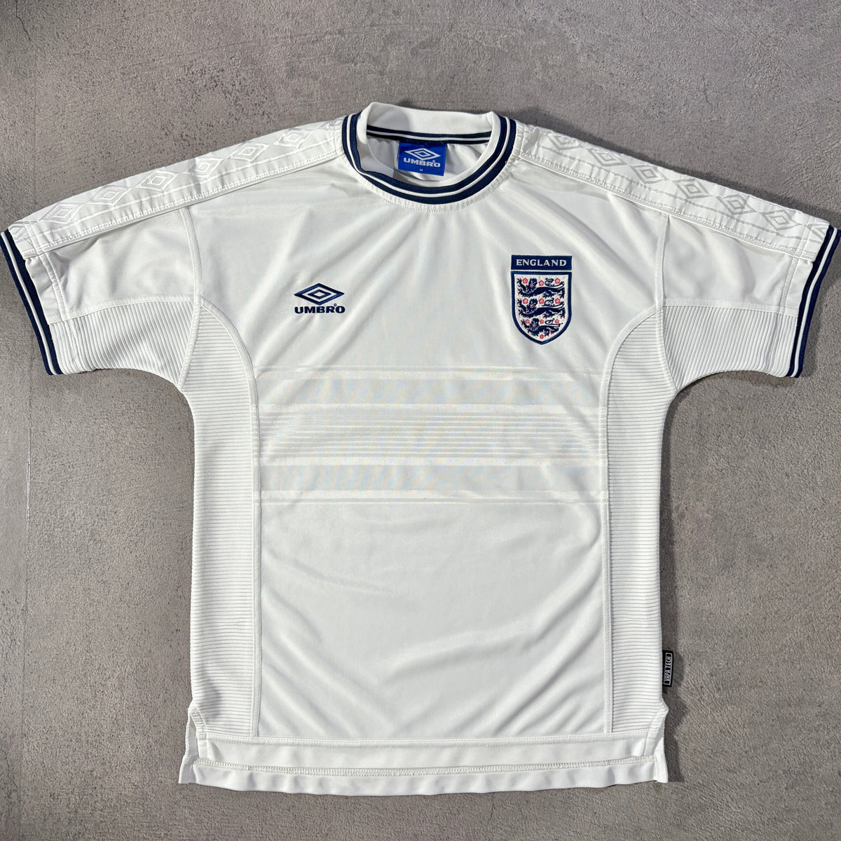 【正規品1999-2001 UMBRO England home shirt】