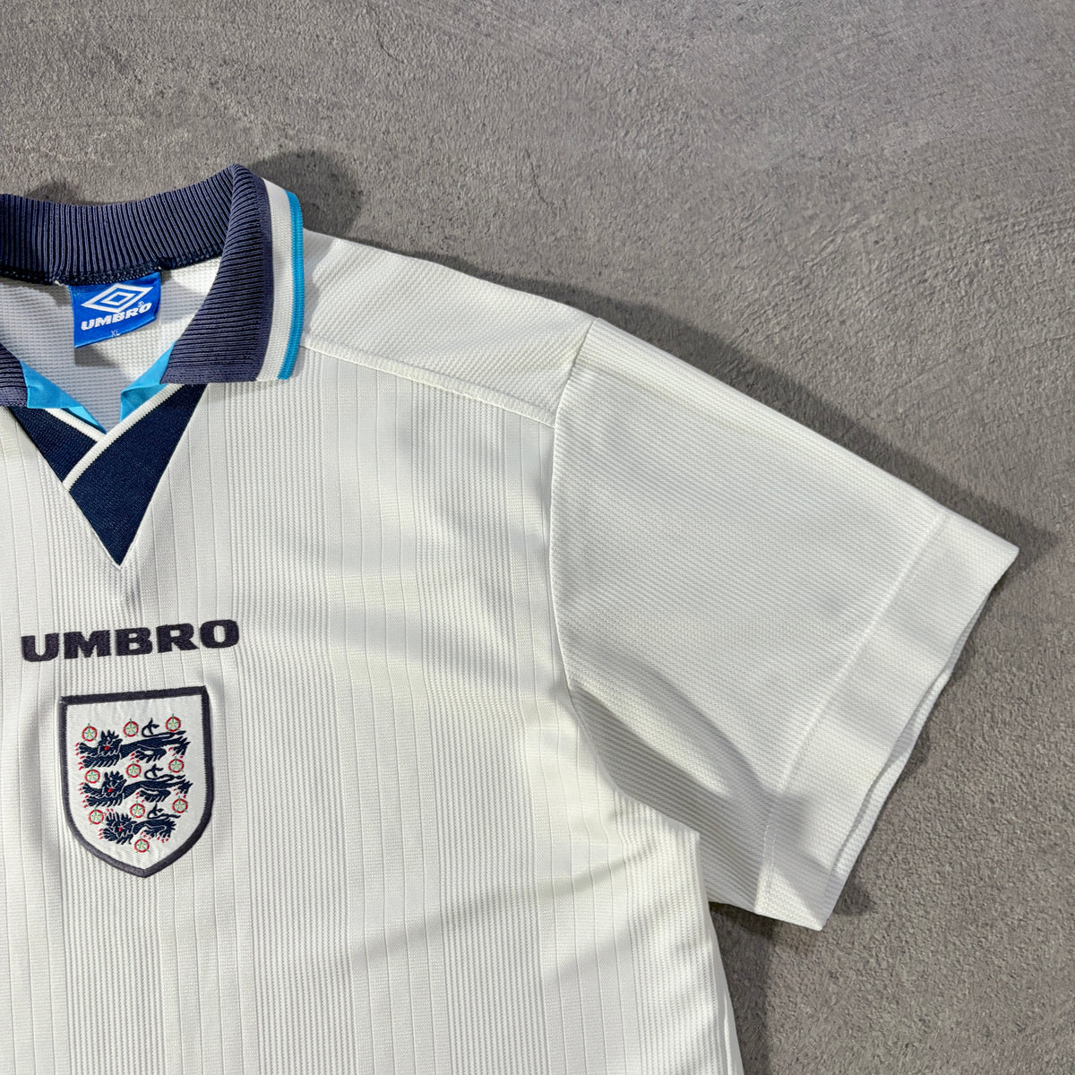 【正規品1995-1997 UMBRO England home shirt】