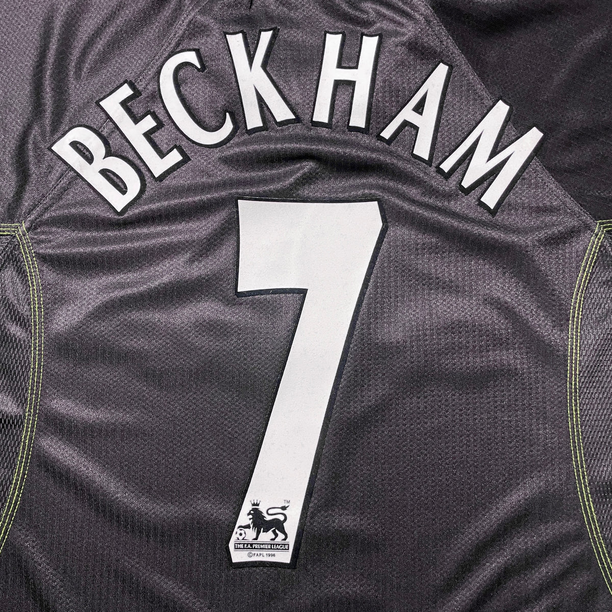 【正規品1998-1999 UMBRO Manchester United third L/S Beckham #7】