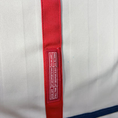 【正規品2001-2003 UMBRO England home Beckham #7】