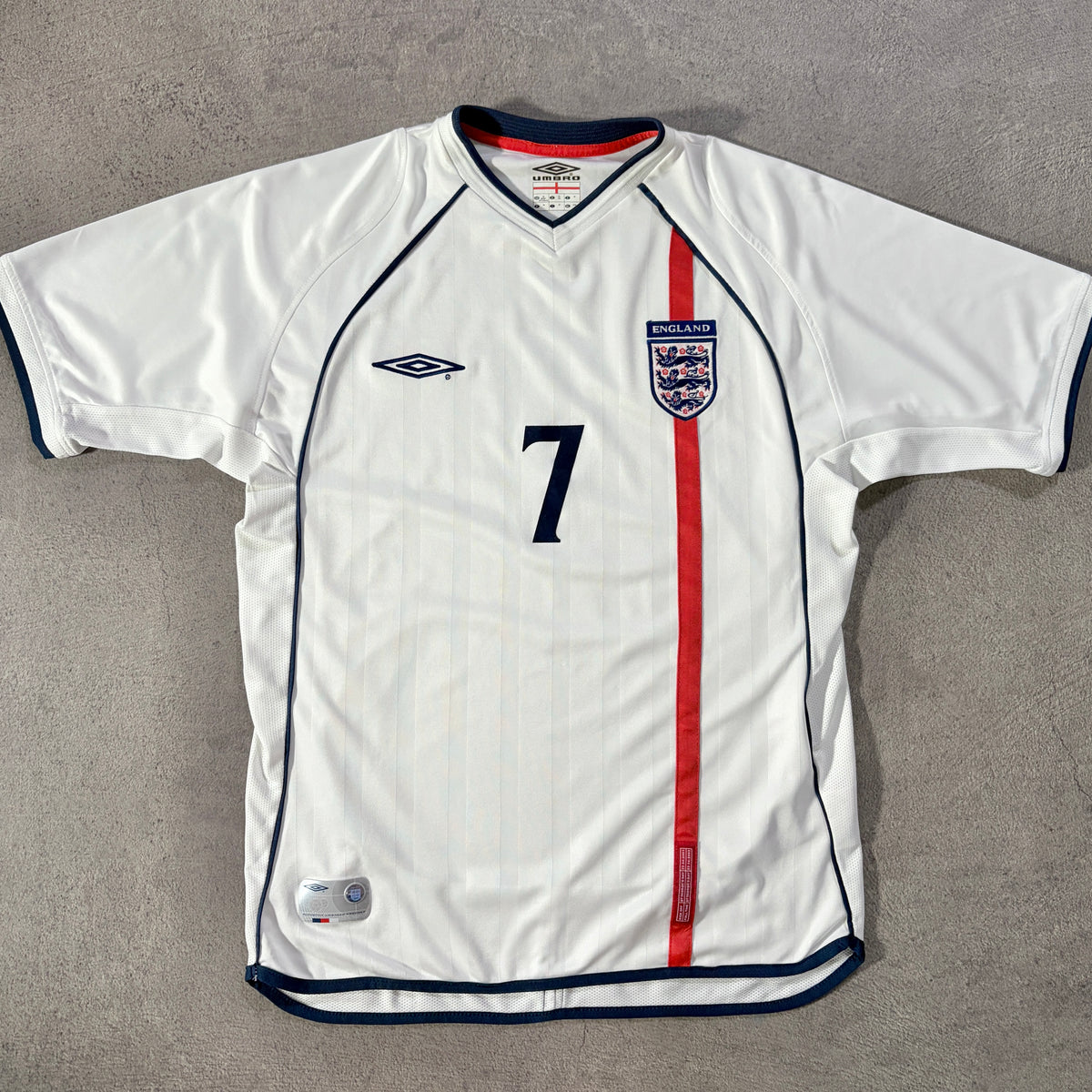 【正規品2001-2003 UMBRO England home Beckham #7】