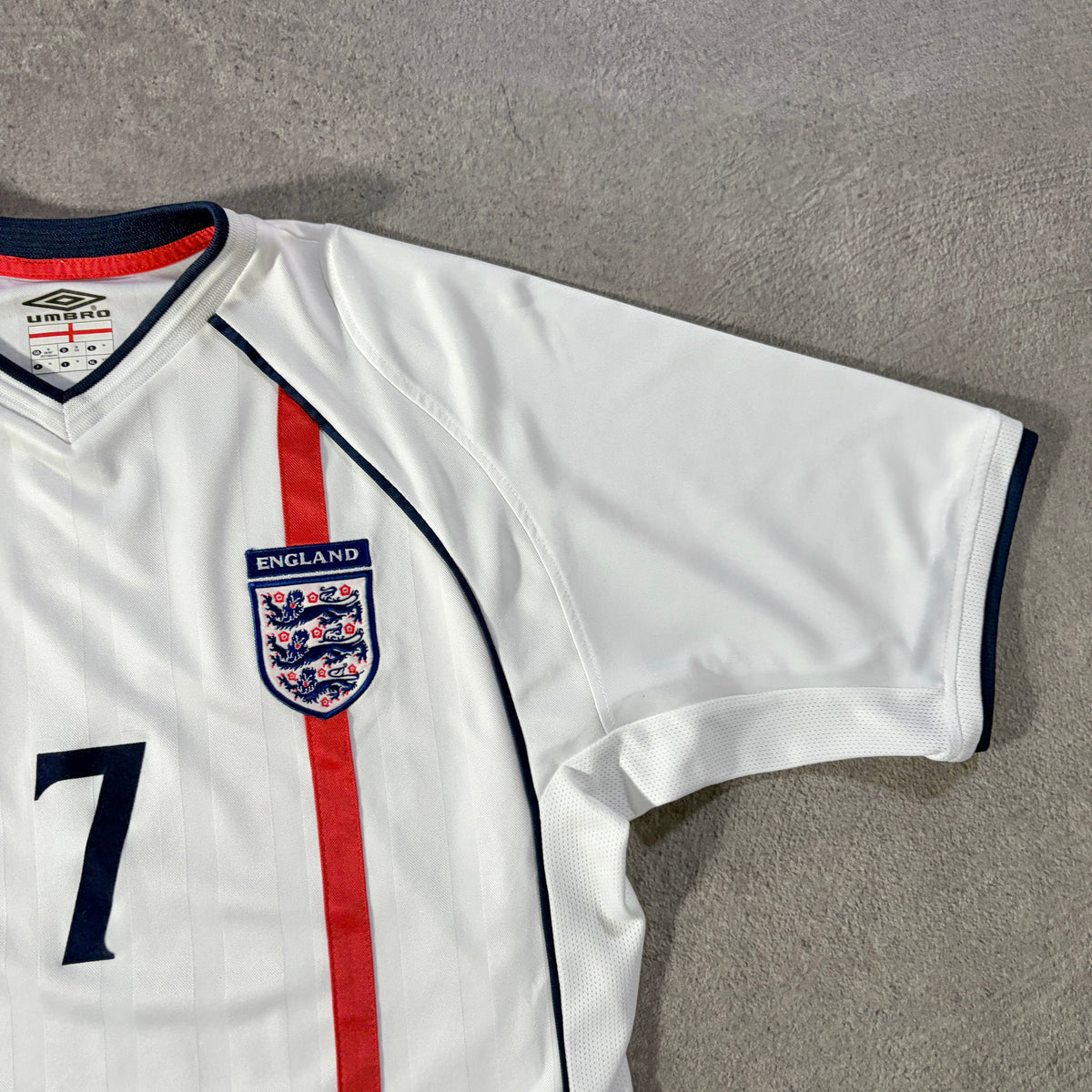 【正規品2001-2003 UMBRO England home Beckham #7】