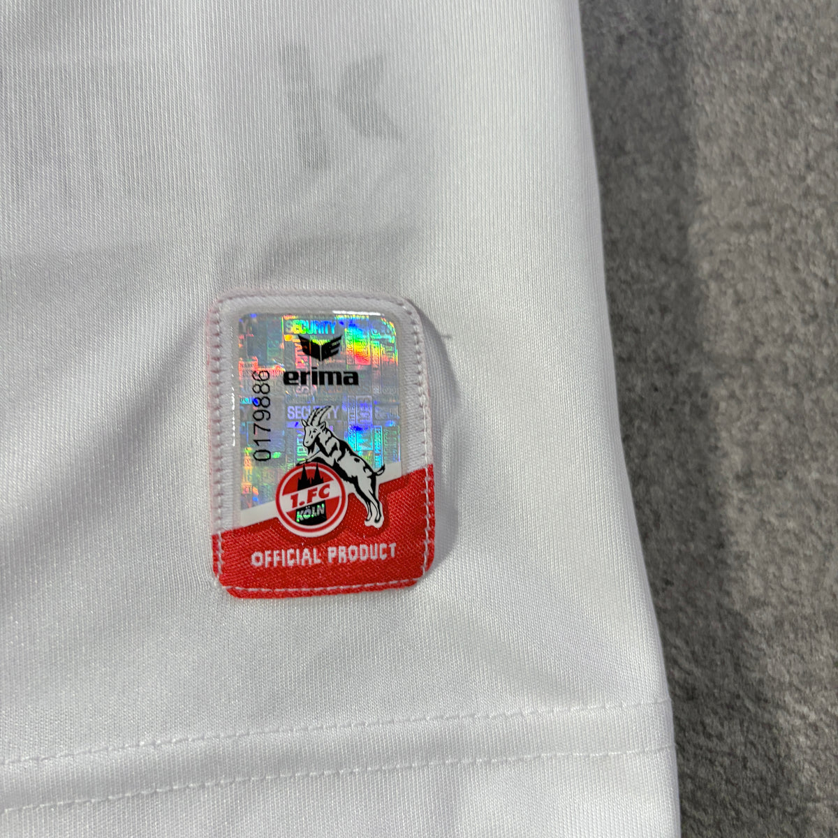 【正規選手支給実使用品2017-2018 erima Köln home OSAKO #13】