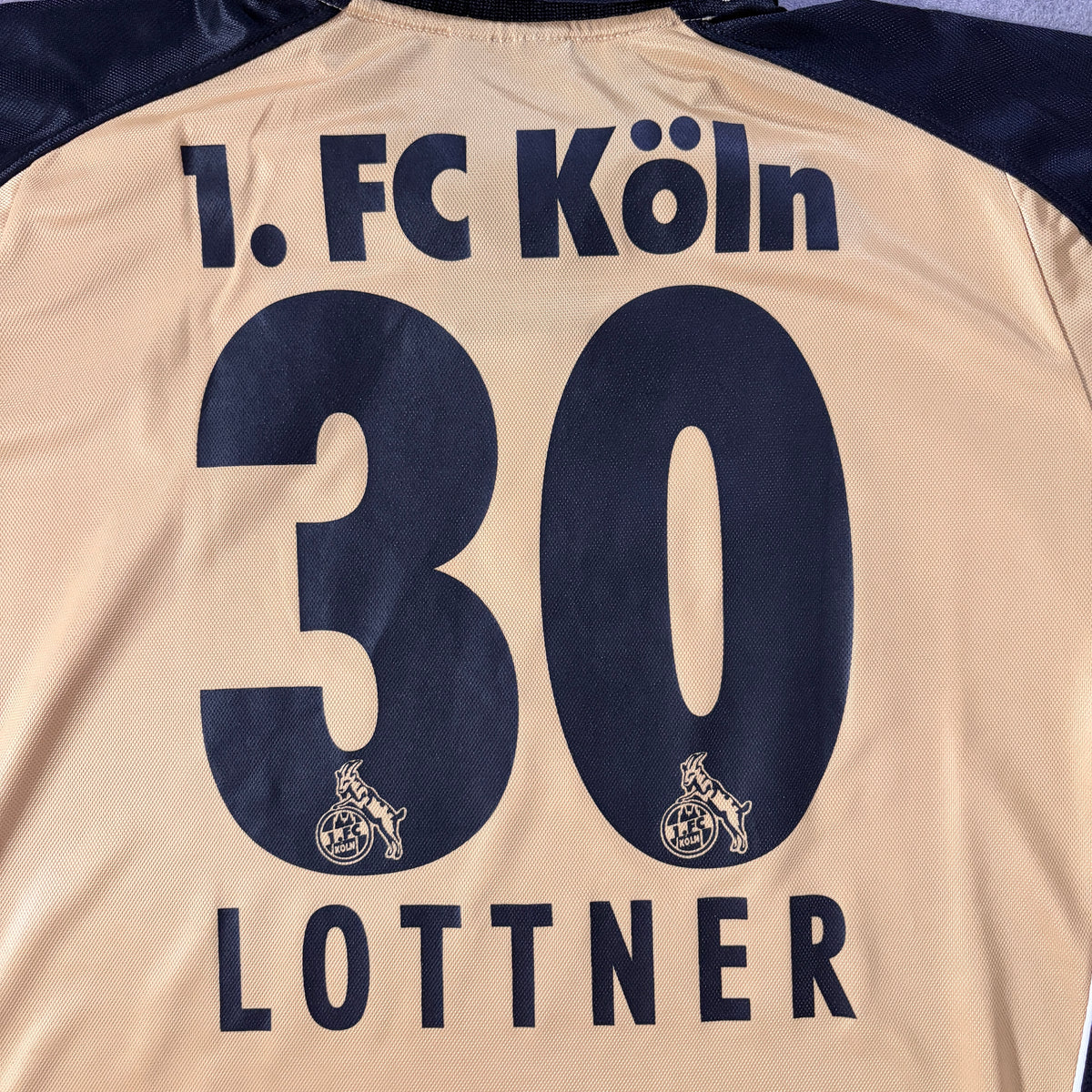【正規選手支給実使用品2002-2003 Saller Köln away Lottner #30】