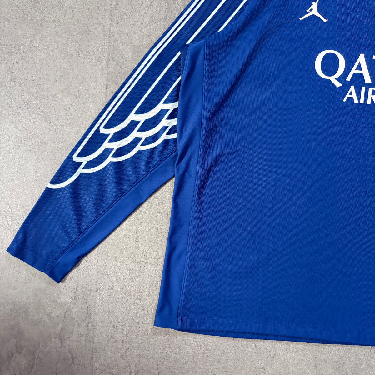【BNWT正規品 Jordan Paris Saint-Germain 4th L/S Barcola #29】