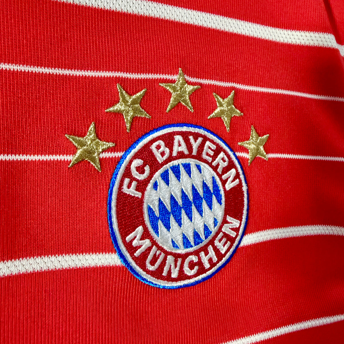 【正規品2022-2023 adidas Bayern München home De Ligh #4】