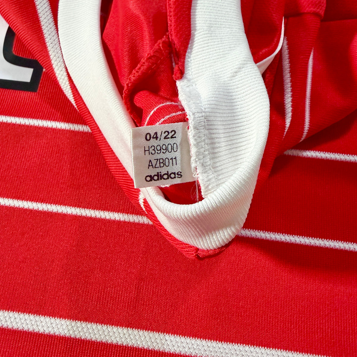 【正規品2022-2023 adidas Bayern München home De Ligh #4】