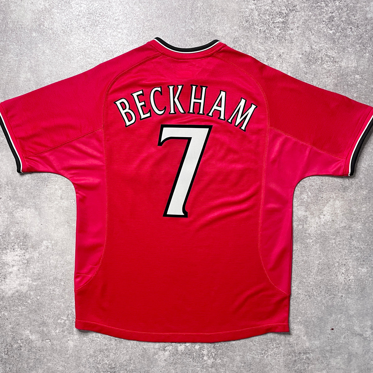 【正規品2000-2001 Umbro Manchester united home Beckham #7】
